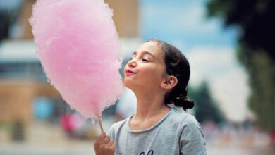 طريقة عمل غزل البنات بالخلاط بالصور