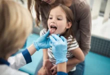 الشخص الذي لا يغضب اذا اخرجت له لسانك