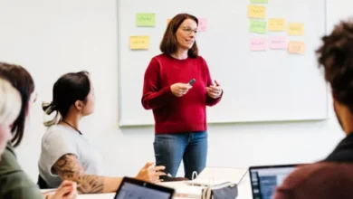 الفرق بين إدارة الصف وضبط الصف