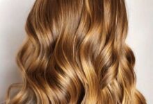 طريقة صبغ الشعر بالحناء باللون العسلي