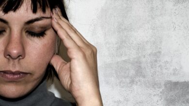 اسباب الصداع المستمر فالجهه اليسري