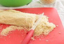 طريقة عمل عجينة الكنافة بالمنزل بالصور