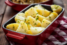 كم مدة سلق البطاطس