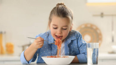 ما اضرار الاندومي على الاطفال