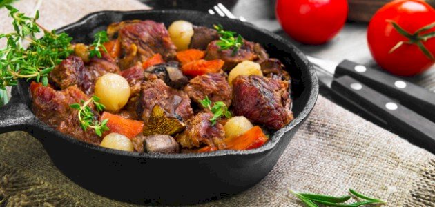 مدة طهي اللحم المقطع في قدر الضغط