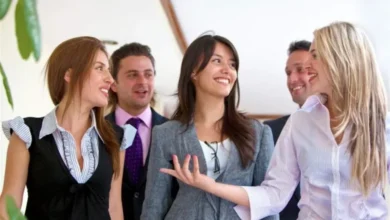 اداب التعامل مع الاخرين