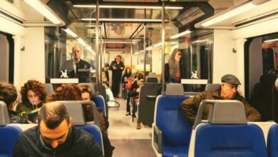 تفسير ركوب القطار مع شخص في الحلم