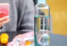 هل زجاجات المياه الاكريليك صحية