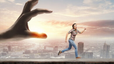 تفسير حلم شخص يلاحقني وانا اهرب