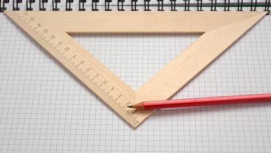 مساحة المثلث متساوي الساقين