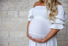 هل وجود الحليب في الثدي من علامات الحمل