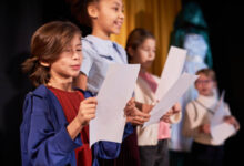 اذاعة مدرسية جاهزة وسهلة