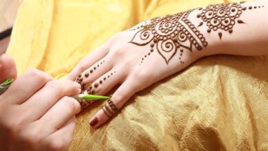 رسومات حنة رقيقة للاصابع