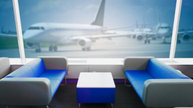 ما معنى لاونج loung بالمطارات