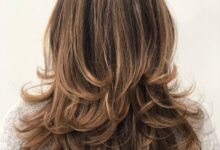 تسريحات شعر طويل ويفي