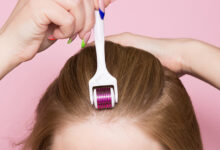 فوائد الديرما رولر للشعر